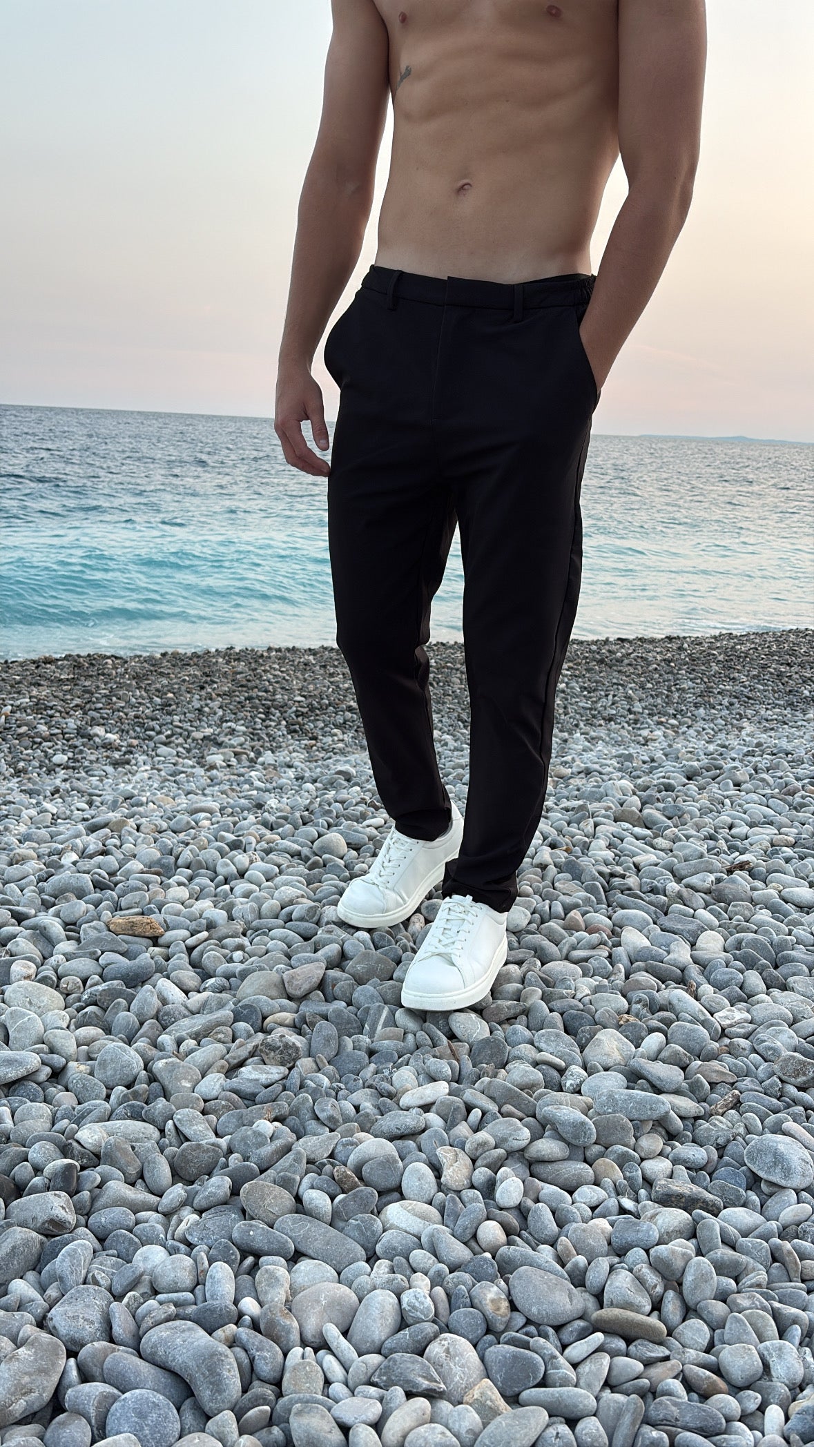 AX LUX TROUSERS BLACK