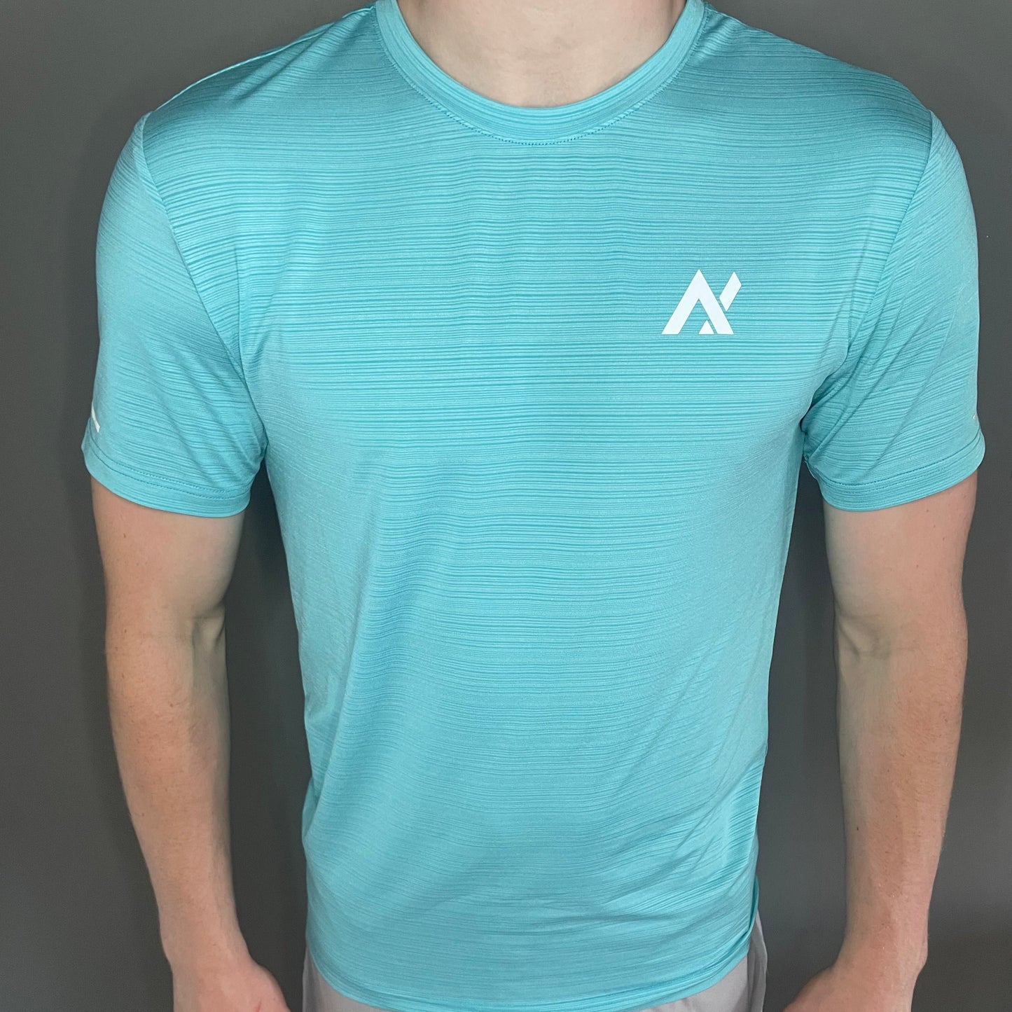 AX PERFORMANCE TEE BLUE