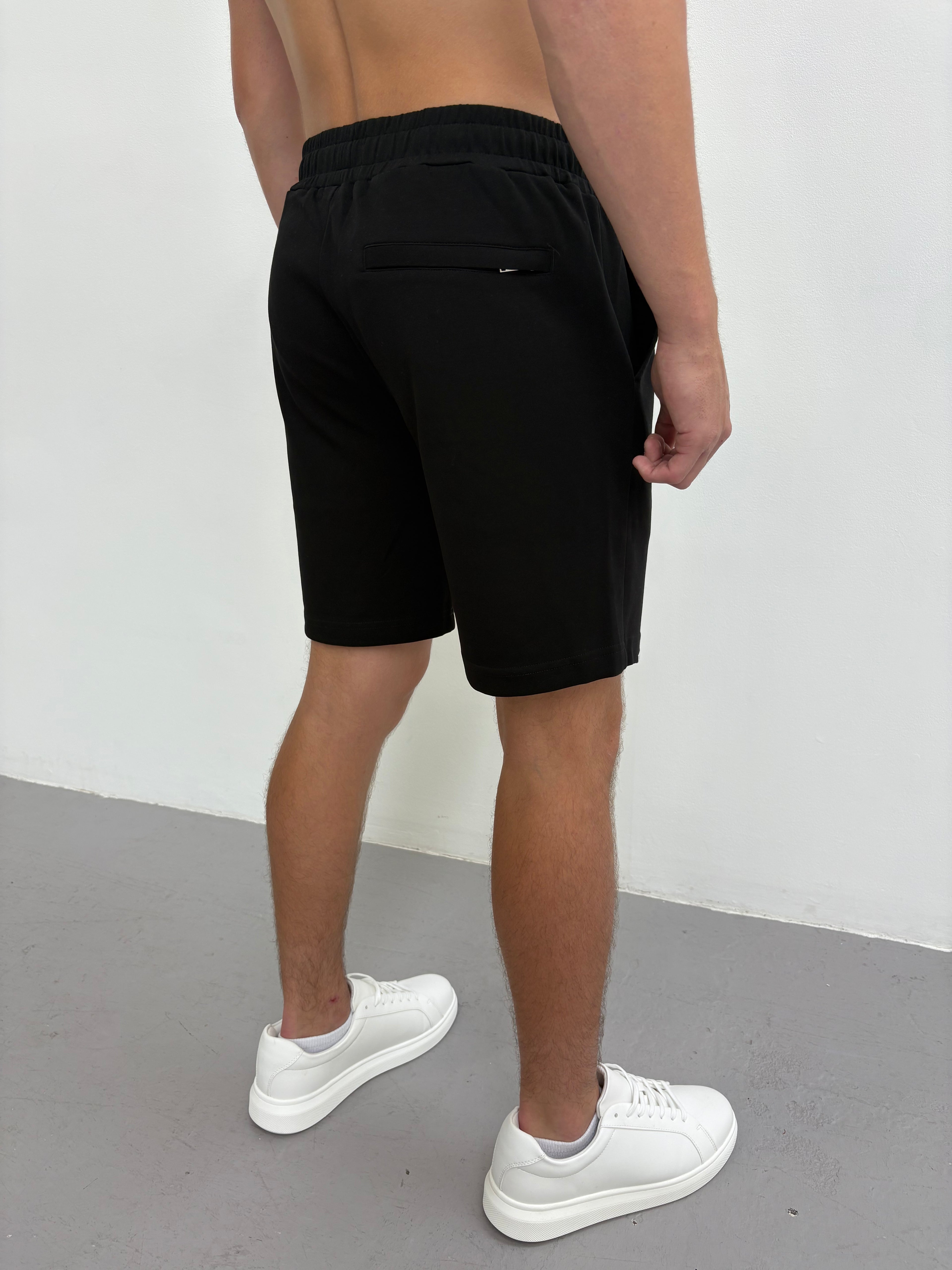 AX LUX SHORTS BLACK