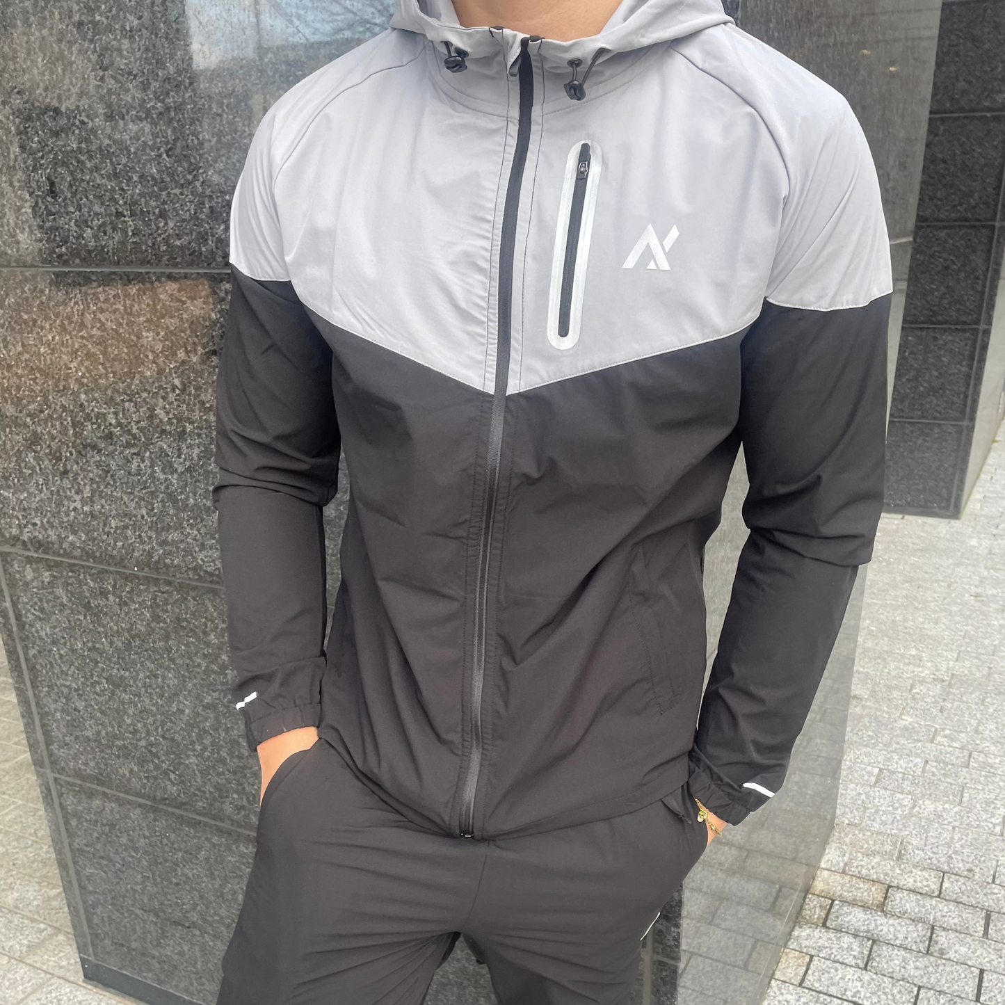 AX PERFORMANCE JACKET GREY | BLACK